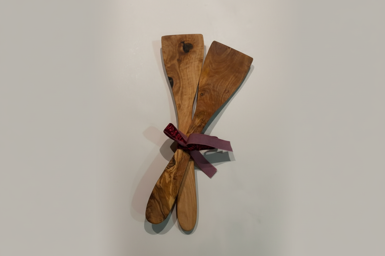 Olive wood salad tongs